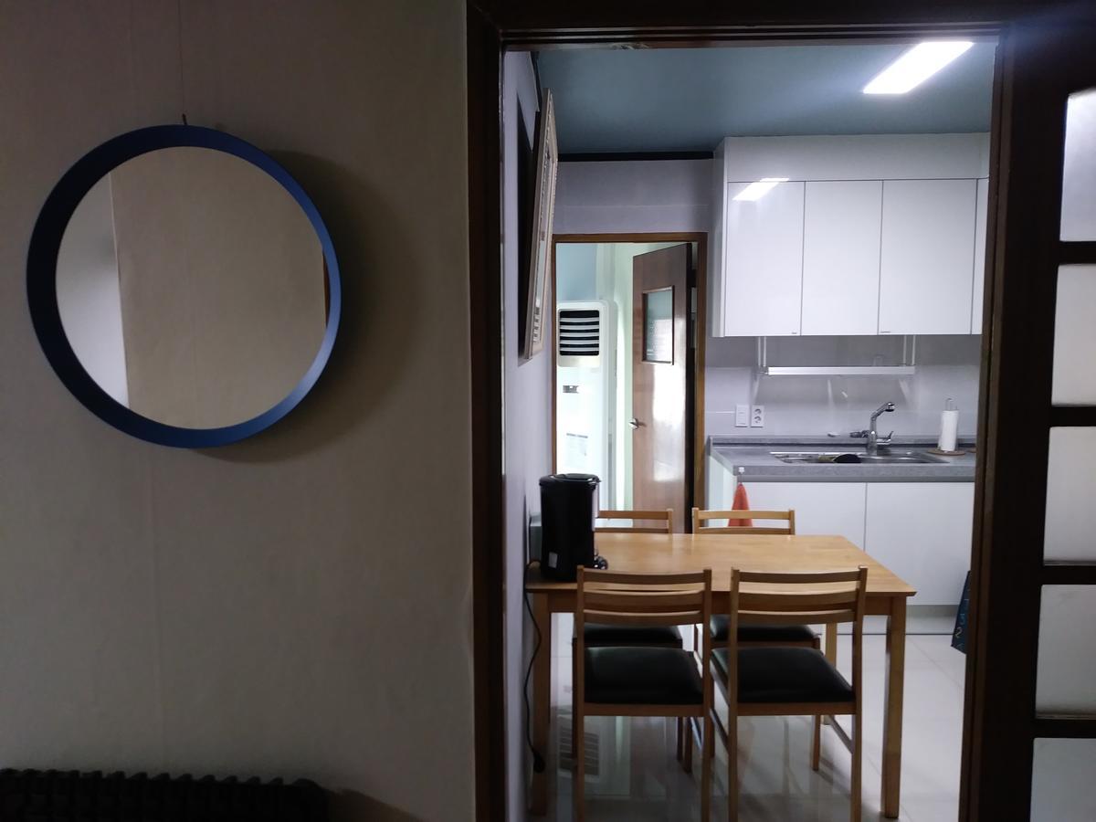 Busan Backpackers Exterior photo